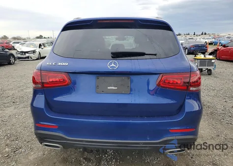 2020 Mercedes-Benz Glc 300 z USA, uszkodzony, nr VIN WDC0G8DBXLF698831